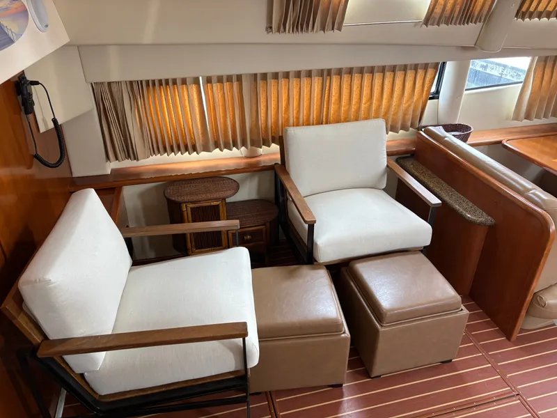Slide: The Image of Carver Yachts Three Sixty Six Motor Yacht 2004 - 32