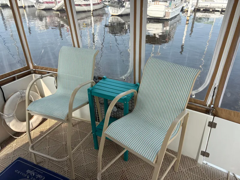 Slide: The Image of Carver Yachts Three Sixty Six Motor Yacht 2004 - 16
