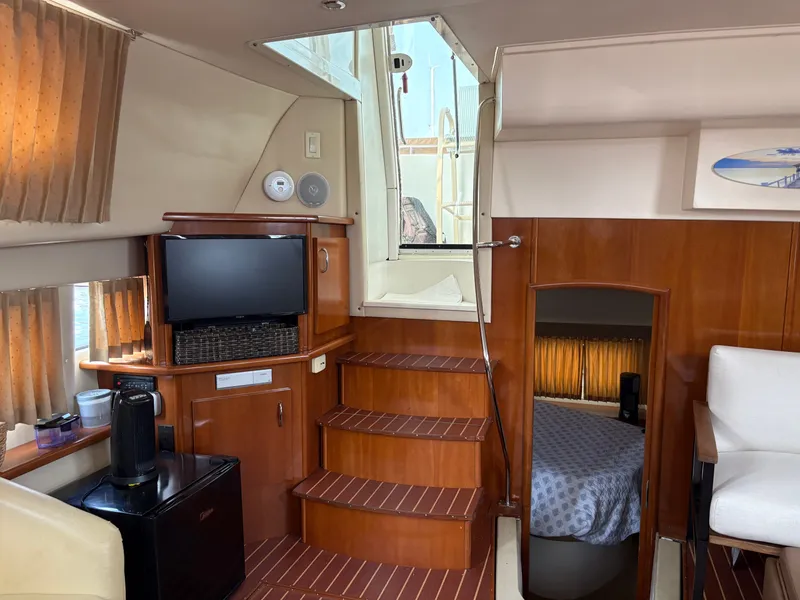 Slide: The Image of Carver Yachts Three Sixty Six Motor Yacht 2004 - 34