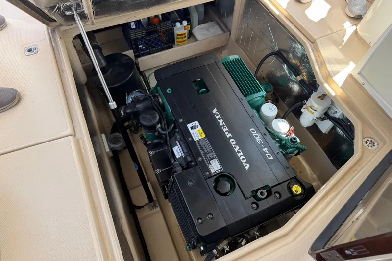 Slide: The Image of Engine compartment of 2017 Ranger Tugs R-31 S with Volvo Penta D4-300 engine. - 59