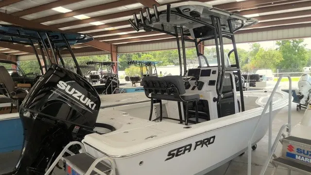 Slide: The Image of Sea Pro 210 Bay 2027 - 5