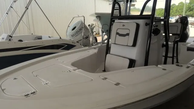 Slide: The Image of Sea Pro 210 Bay 2027 - 4