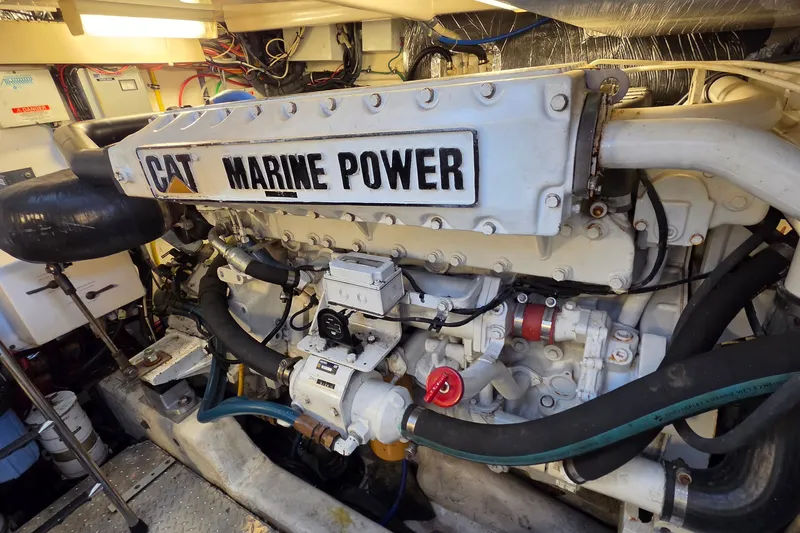 Slide: The Image of Engine room of 2004 Tiara Yachts 4400 Sovran with CAT Marine Power engine. - 40