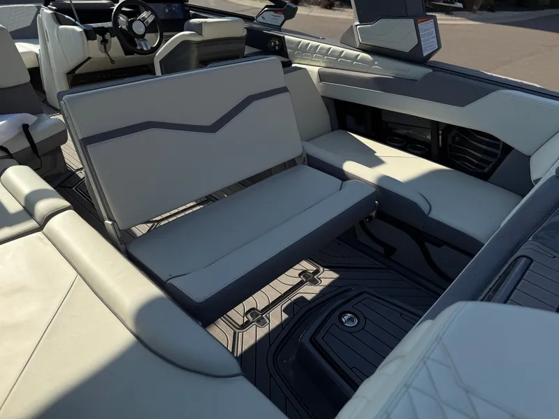 Slide: The Image of Nautique Super Air Nautique G23 2023 - 16