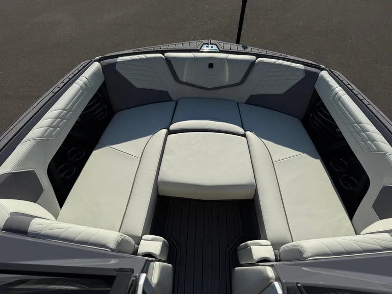 Slide: The Image of Nautique Super Air Nautique G23 2023 - 9