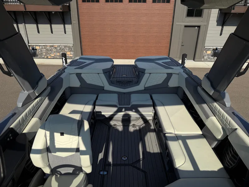 Slide: The Image of Nautique Super Air Nautique G23 2023 - 13