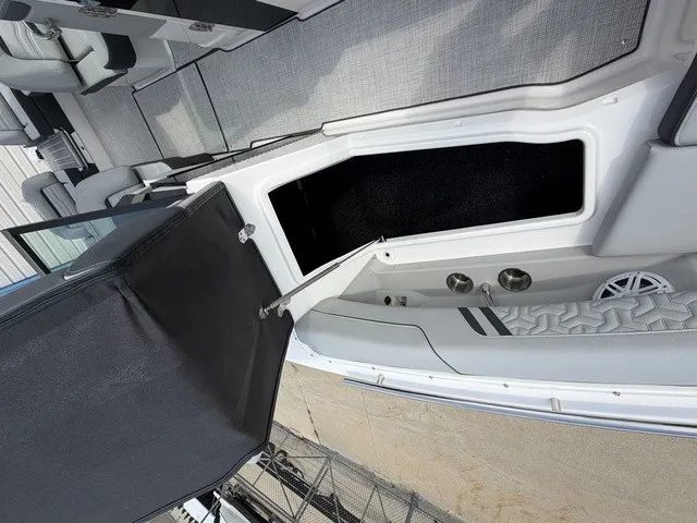 Slide: The Image of Regal LS9 2027 - 8