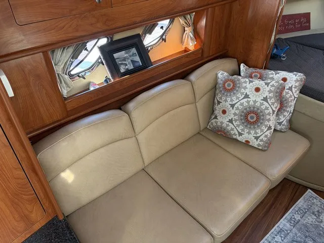 Slide: The Image of Rinker 310 Express 2013 - 15