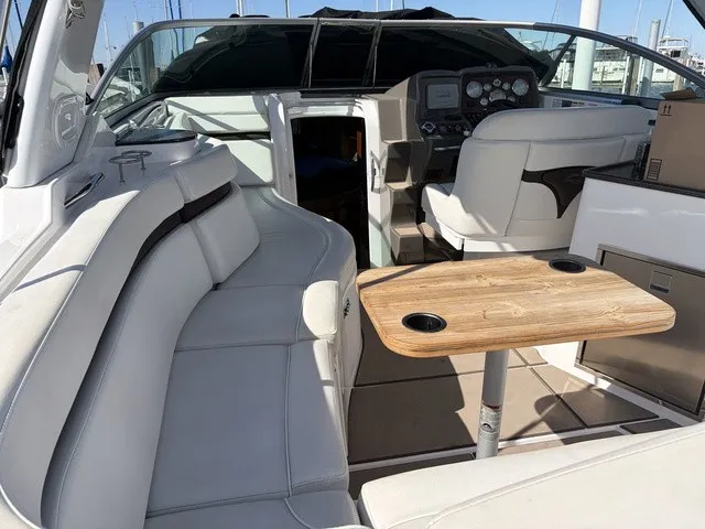 Slide: The Image of Rinker 310 Express 2013 - 22
