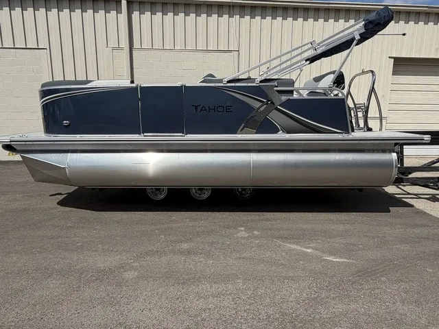 The Image of Tahoe LTZ 1985 CRB 2027 - 1
