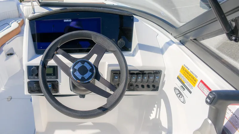 Slide: The Image of Stingray 22 DC 2027 - 18