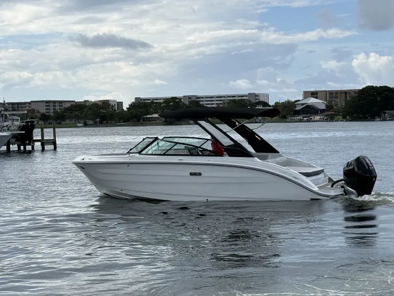 Slide: The Image of Sea Ray SDX 250 Outboard 2026 - 4
