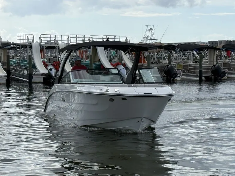 Slide: The Image of Sea Ray SDX 250 Outboard 2026 - 9