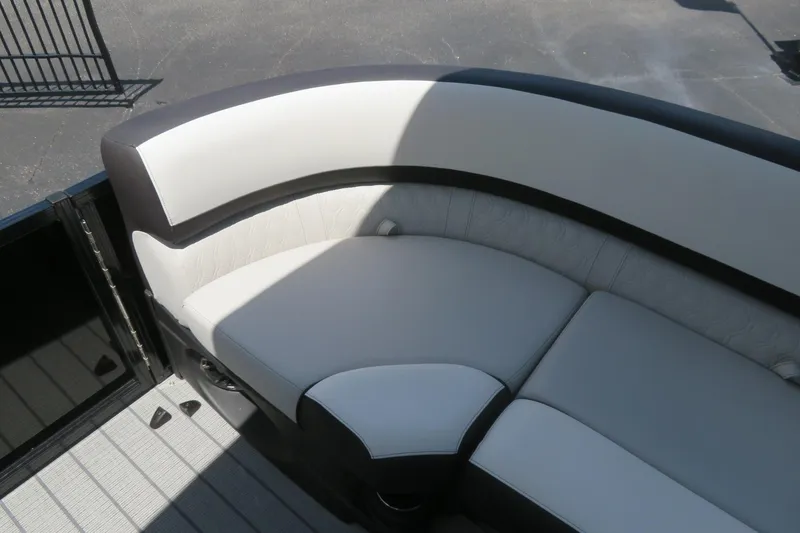 Slide: The Image of 2027 Avalon LSZ Versatile Rear Bench, 25-foot boat seating area, elegant and spacious design. - 25