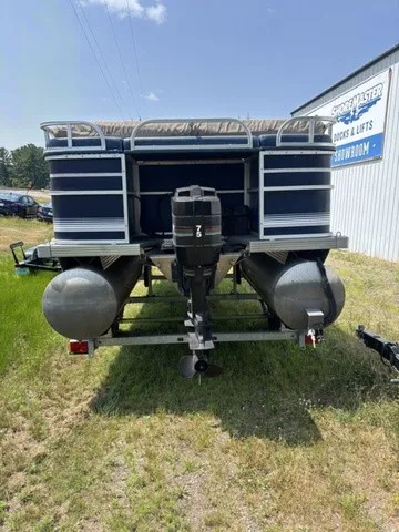 Slide: The Image of Starcraft 20' Pontoon 1993 - 7
