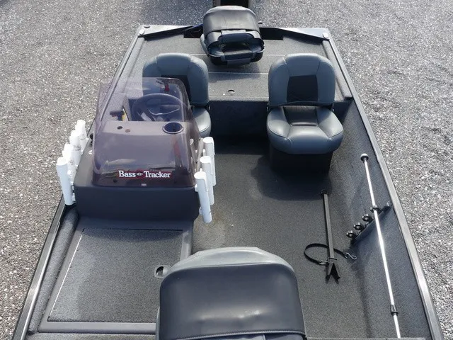 Slide: The Image of Tracker Bass Tracker Classic XL 2021 - 15
