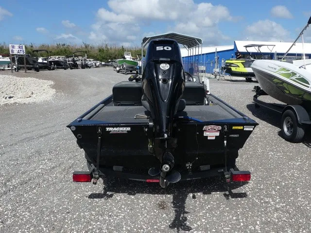 Slide: The Image of Tracker Bass Tracker Classic XL 2021 - 5
