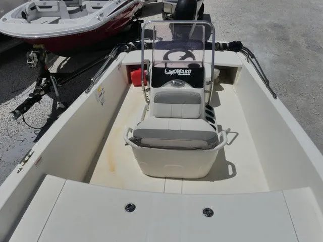 Slide: The Image of Mako Pro Skiff 17 CC 2021 - 9