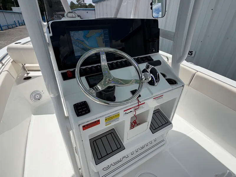 Slide: The Image of Sea Hunt ULTRA 234 2024 - 35