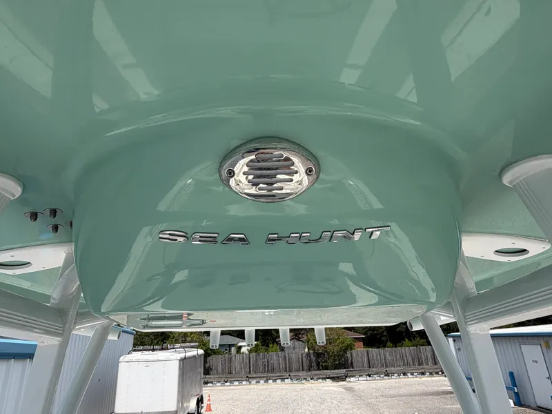 Slide: The Image of Sea Hunt ULTRA 234 2024 - 26