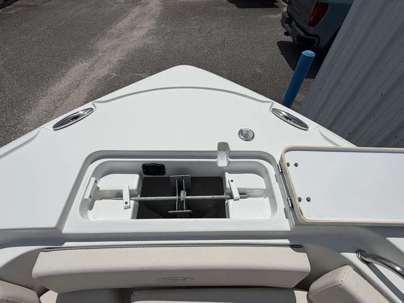 Slide: The Image of Sea Hunt ULTRA 234 2024 - 48