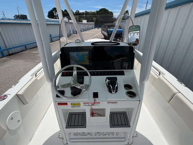 Slide: The Image of Sea Hunt ULTRA 234 2024 - 44