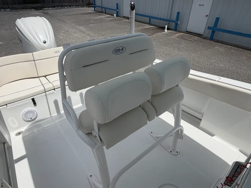 Slide: The Image of Sea Hunt ULTRA 234 2024 - 30