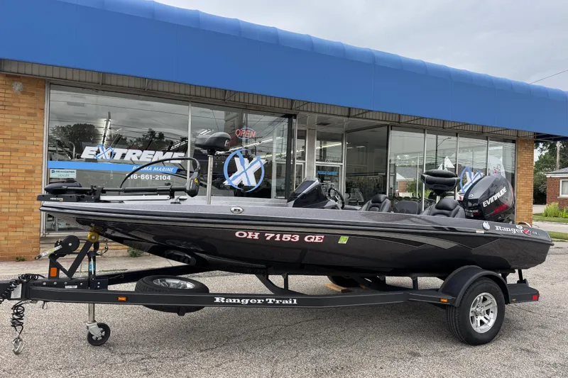 The Image of 2020 Ranger Z175 boat on trailer outside Extreme Marine dealership. - 1