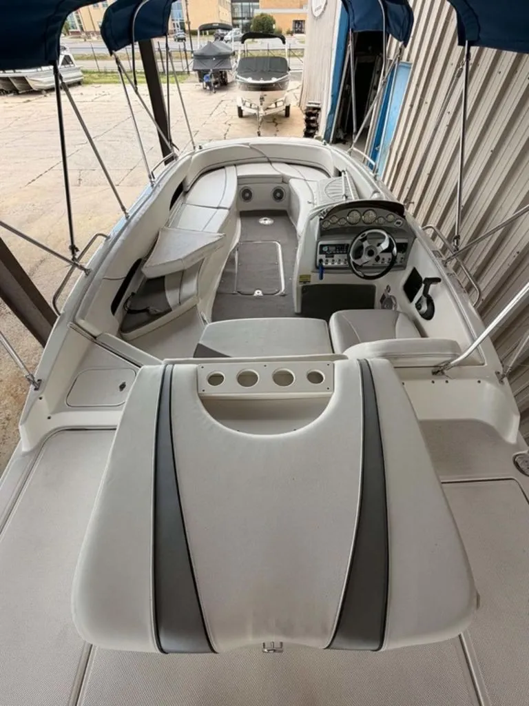 Slide: The Image of Bayliner 197 Deck Boat 2008 - 2