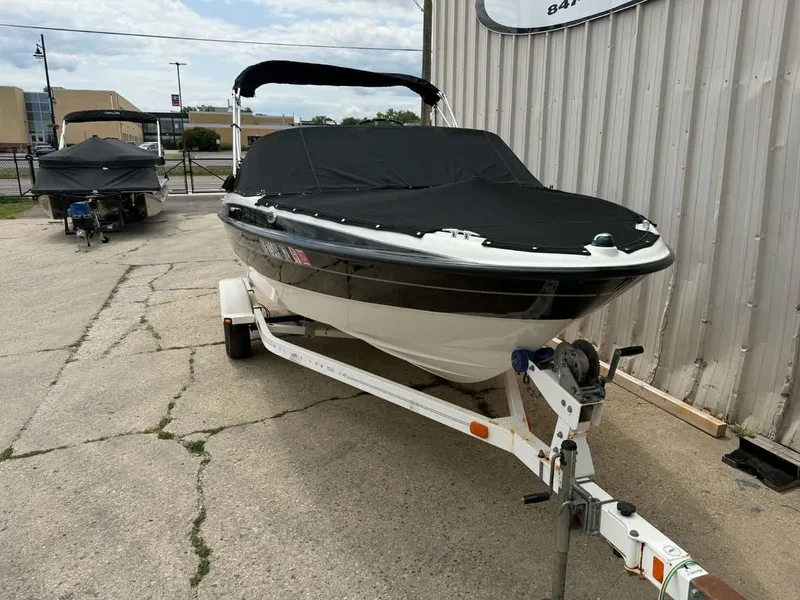 Slide: The Image of Bayliner 185 Bowrider 2008 - 7