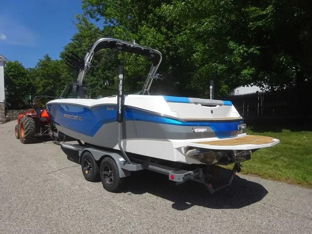 Slide: The Image of MasterCraft NXT24 2023 - 6