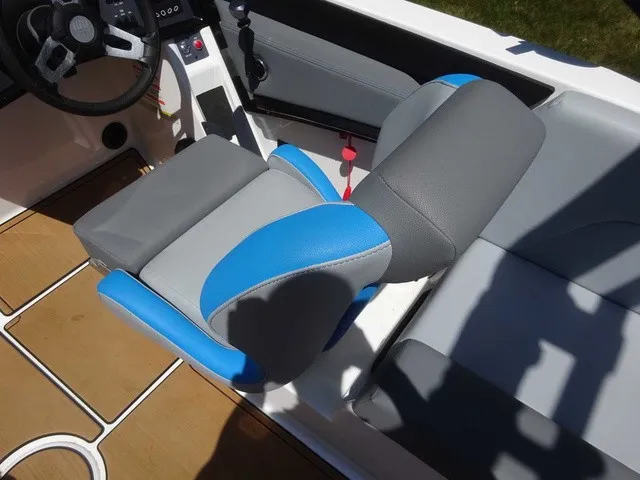 Slide: The Image of MasterCraft NXT24 2023 - 27