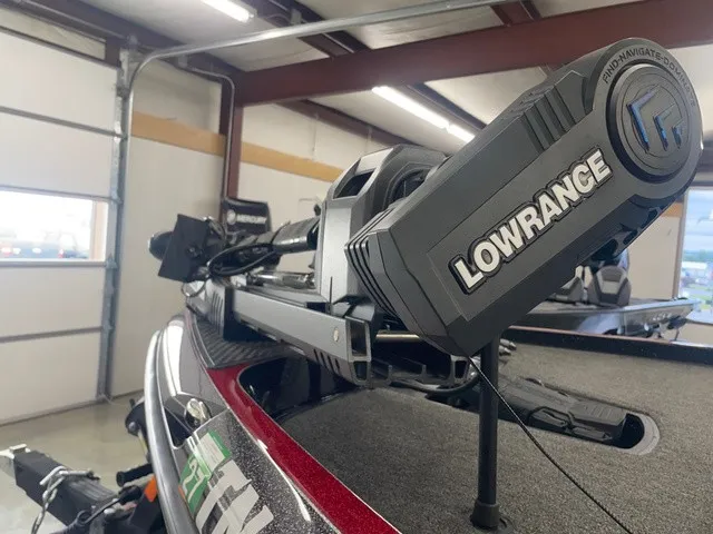 Slide: The Image of Ranger Z521R 2024 - 4