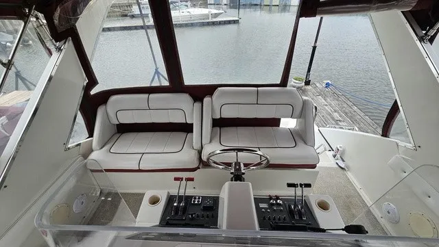 Slide: The Image of Carver Yachts 3467 Santego 1989 - 8