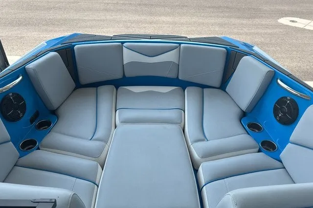 Slide: The Image of Supreme ZS232 2019 - 12