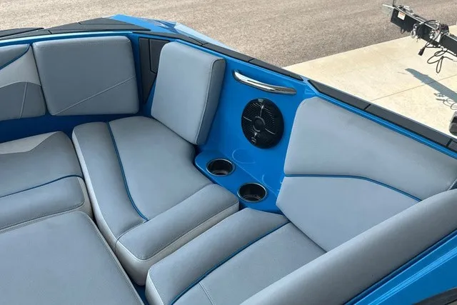 Slide: The Image of Supreme ZS232 2019 - 14