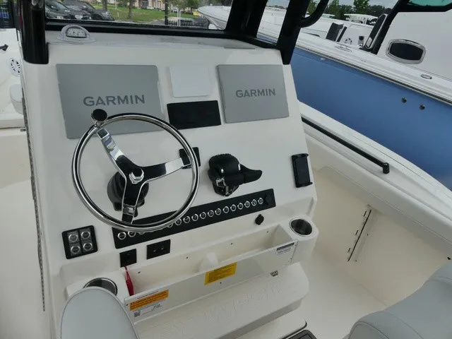 Slide: The Image of Key West 260 Center Console 2026 - 10