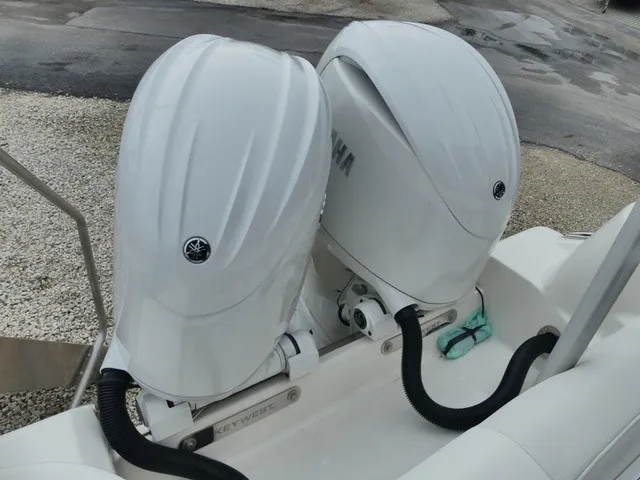 Slide: The Image of Key West 260 Center Console 2026 - 5