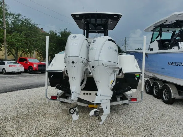 Slide: The Image of Key West 260 Center Console 2026 - 4
