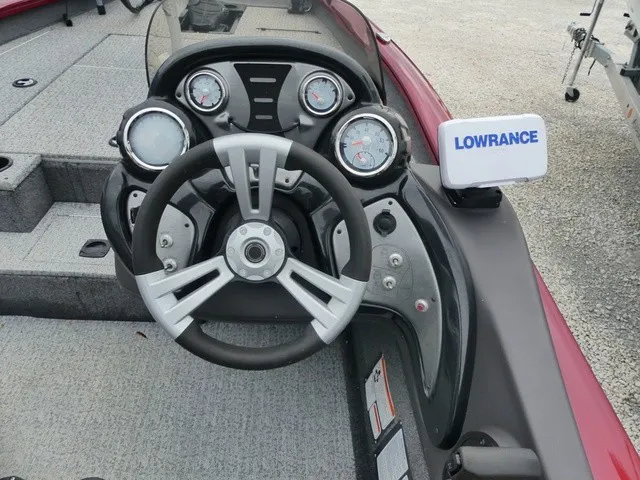 Slide: The Image of Tracker Pro Team 175 TXW 2020 - 5