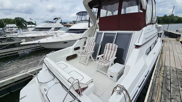 Slide: The Image of Carver Yachts 3467 Santego 1989 - 5