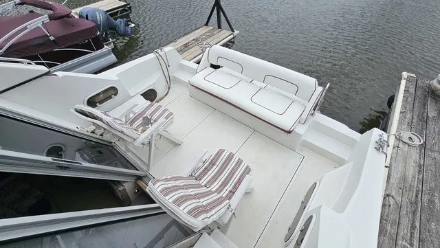 Slide: The Image of Carver Yachts 3467 Santego 1989 - 6