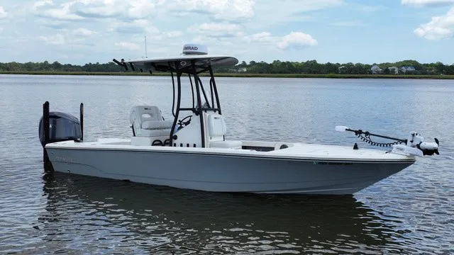 The Image of Pathfinder 2500 Hybrid 2025 - 1