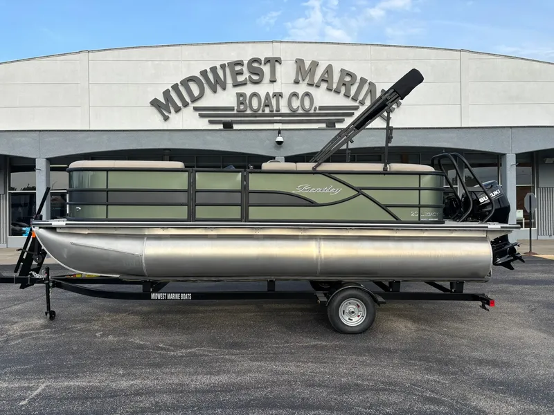 The Image of Bentley Pontoons 200 LEGACY CRUISE XL 2027 - 1