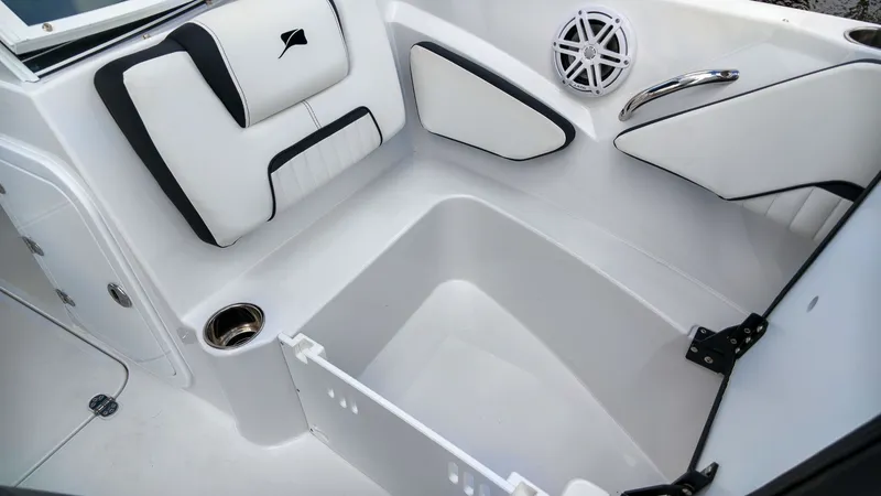 Slide: The Image of Stingray 20 SBX 2027 - 19