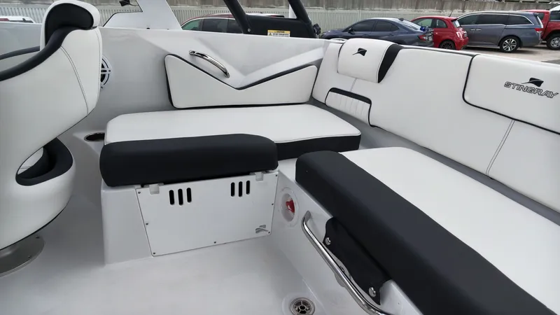 Slide: The Image of Stingray 20 SBX 2027 - 10