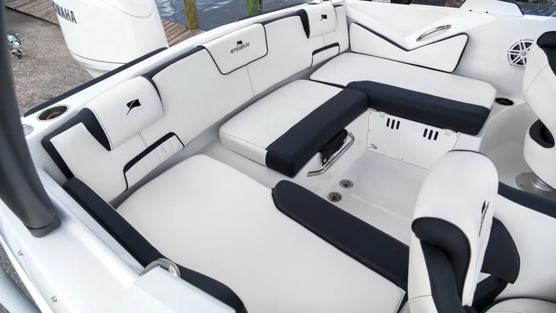 Slide: The Image of Stingray 20 SBX 2027 - 7