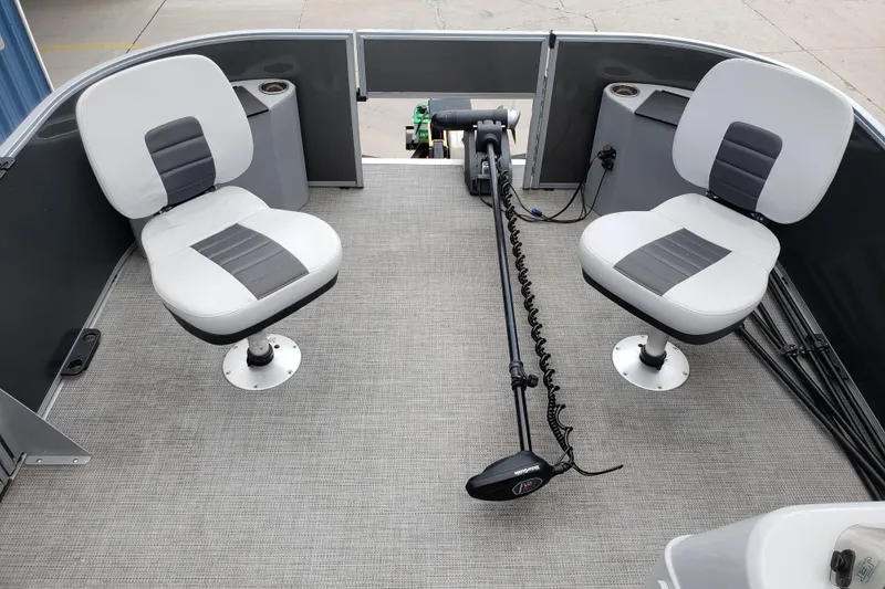 Slide: The Image of 2023 Bentley Pontoons 223 4 Party Fish deck with swivel seats and trolling motor. - 10
