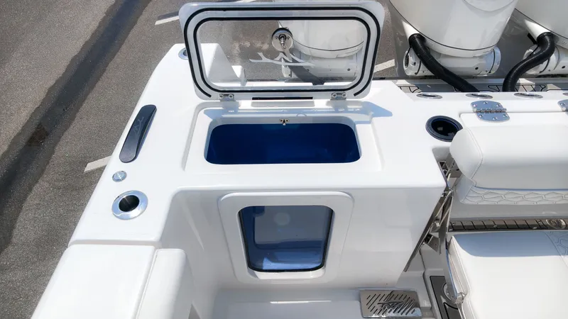 Slide: The Image of Tidewater 330CC 2027 - 16