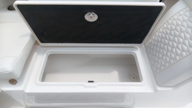 Slide: The Image of Tidewater 330CC 2027 - 32